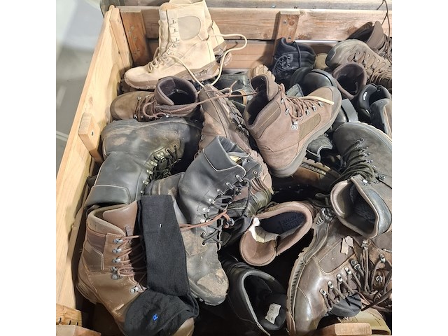 Partij diverse schoenen - afbeelding 11 van  13