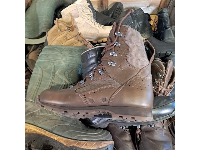 Partij diverse schoenen - afbeelding 6 van  14