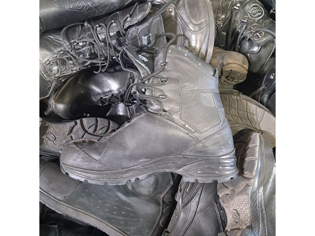 Partij diverse schoenen - afbeelding 11 van  14