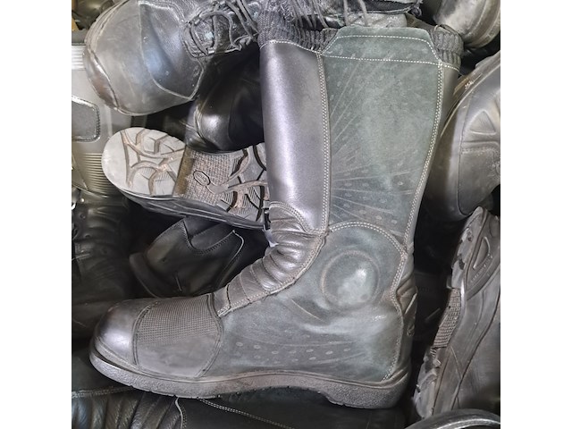 Partij diverse schoenen - afbeelding 12 van  14