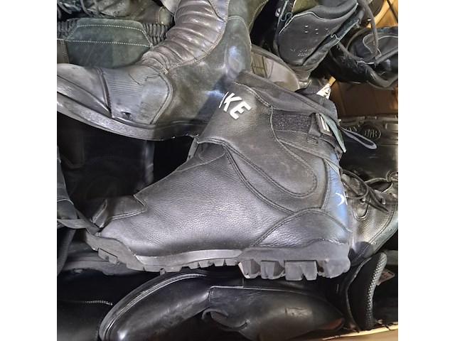 Partij diverse schoenen - afbeelding 14 van  14