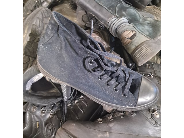 Partij diverse schoenen - afbeelding 4 van  13