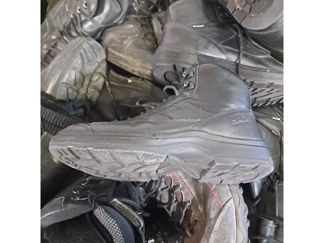 Partij diverse schoenen - afbeelding 5 van  13