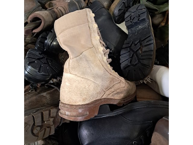 Partij diverse schoenen - afbeelding 8 van  13