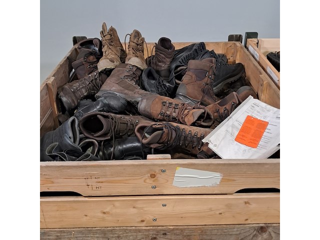 Partij diverse schoenen - afbeelding 5 van  11