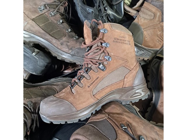 Partij diverse schoenen - afbeelding 6 van  11