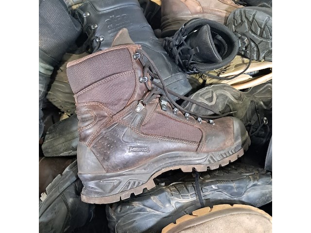 Partij diverse schoenen - afbeelding 11 van  11