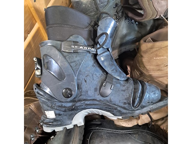 Partij diverse schoenen - afbeelding 7 van  9