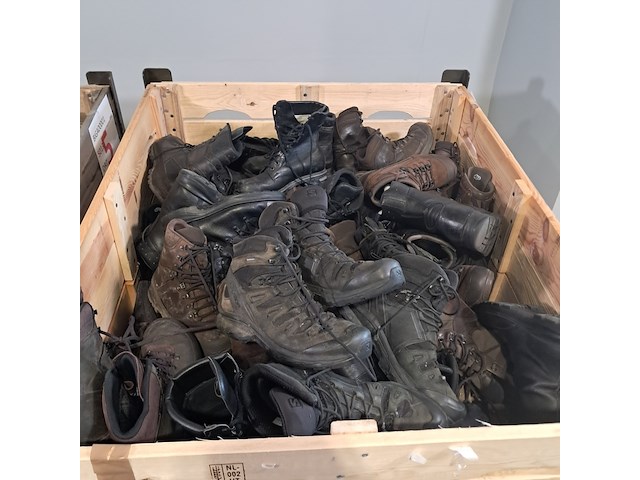 Partij diverse schoenen - afbeelding 6 van  13