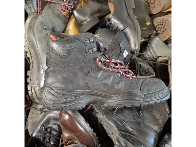 Partij diverse schoenen - afbeelding 8 van  13