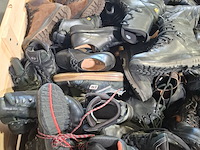 Partij diverse schoenen - afbeelding 11 van  13