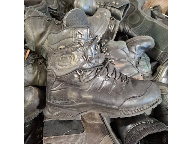 Partij diverse schoenen - afbeelding 13 van  13