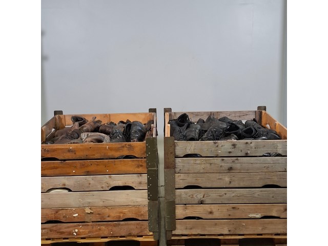 Partij diverse schoenen - afbeelding 1 van  14