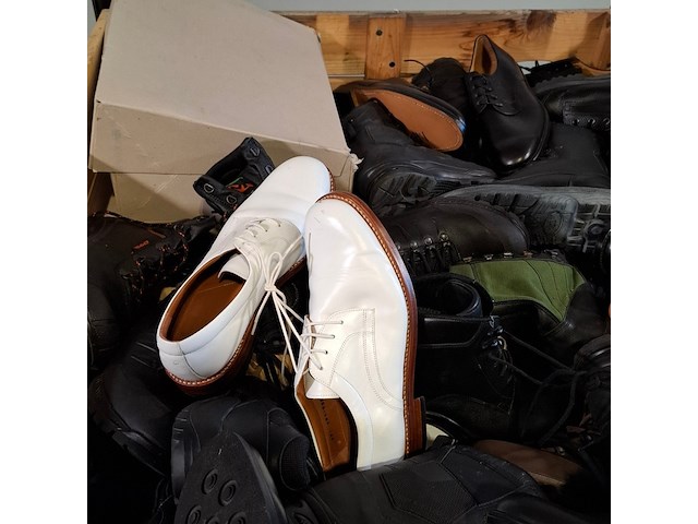 Partij diverse schoenen - afbeelding 3 van  8