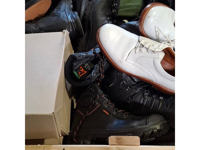 Partij diverse schoenen - afbeelding 4 van  8