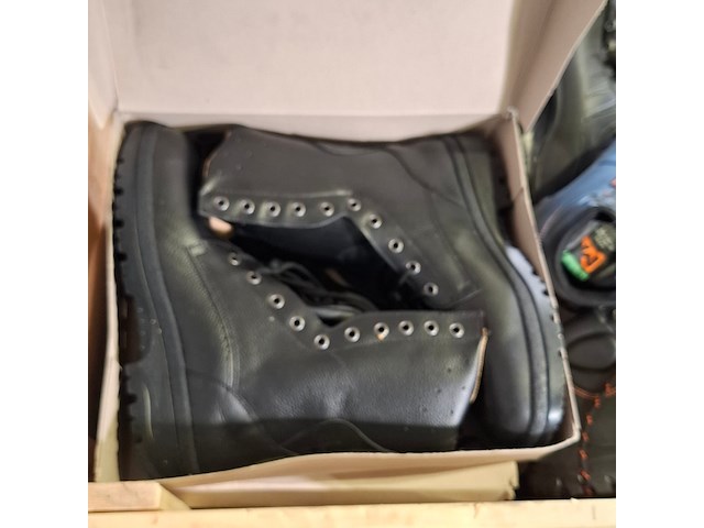 Partij diverse schoenen - afbeelding 6 van  8