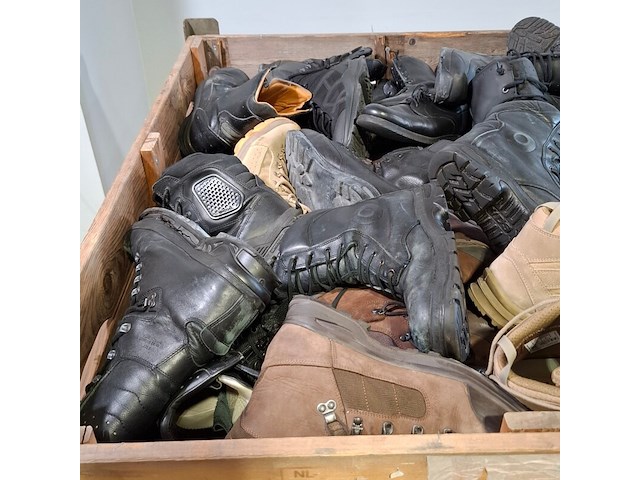 Partij diverse schoenen - afbeelding 3 van  10