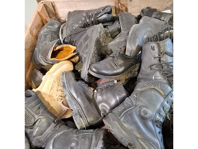 Partij diverse schoenen - afbeelding 8 van  10