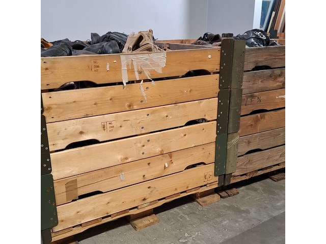 Partij diverse schoenen - afbeelding 10 van  10
