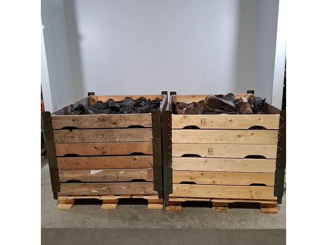 Partij diverse schoenen - afbeelding 1 van  10