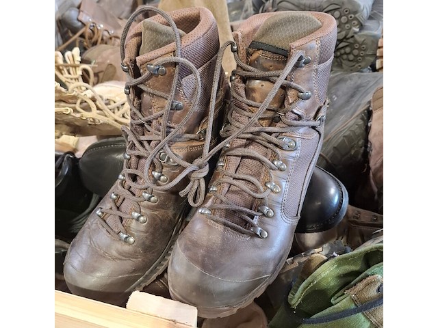 Partij diverse schoenen - afbeelding 7 van  10