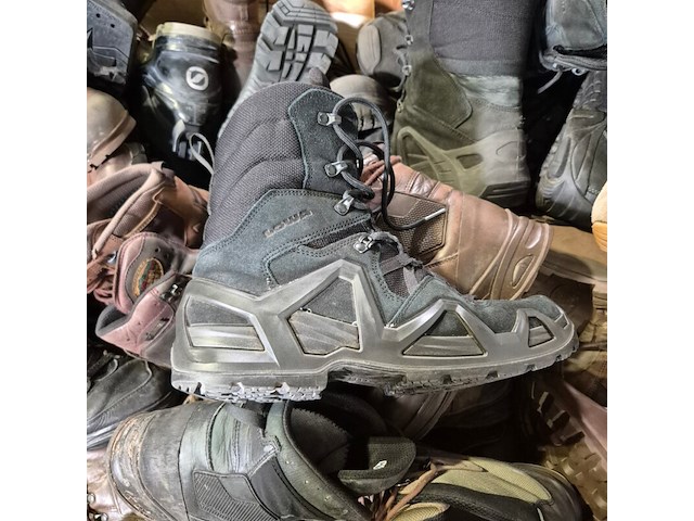 Partij diverse schoenen - afbeelding 9 van  13