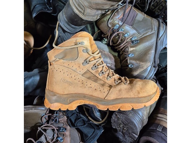 Partij diverse schoenen - afbeelding 3 van  13