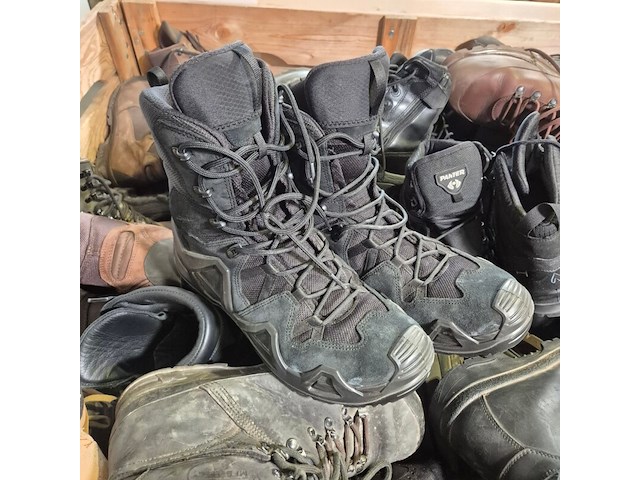 Partij diverse schoenen - afbeelding 8 van  13