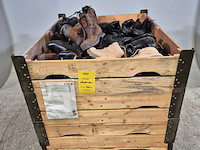 Partij diverse schoenen