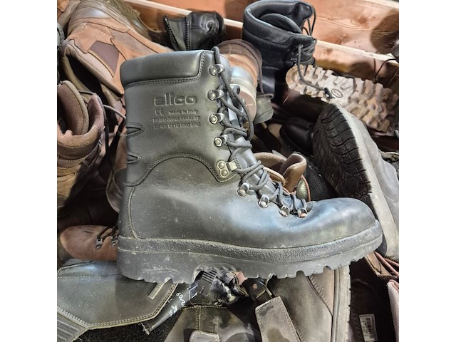 Partij diverse schoenen - afbeelding 4 van  7