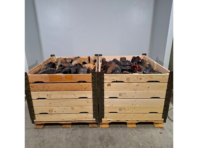 Partij diverse schoenen - afbeelding 1 van  13