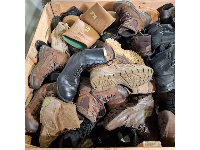 Partij diverse schoenen - afbeelding 11 van  13