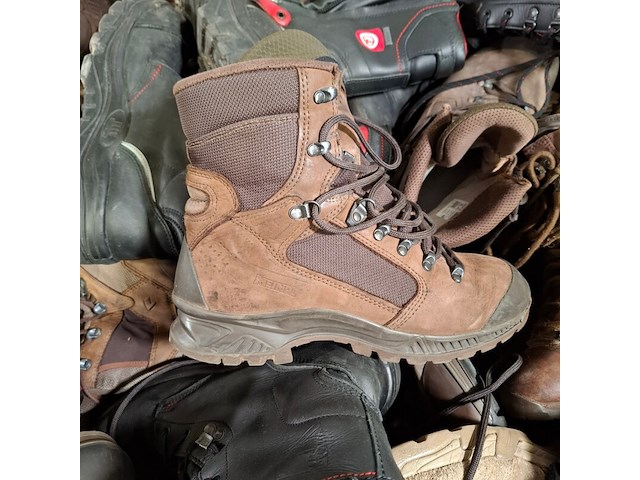 Partij diverse schoenen - afbeelding 13 van  13