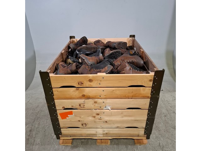 Partij diverse schoenen - afbeelding 1 van  8
