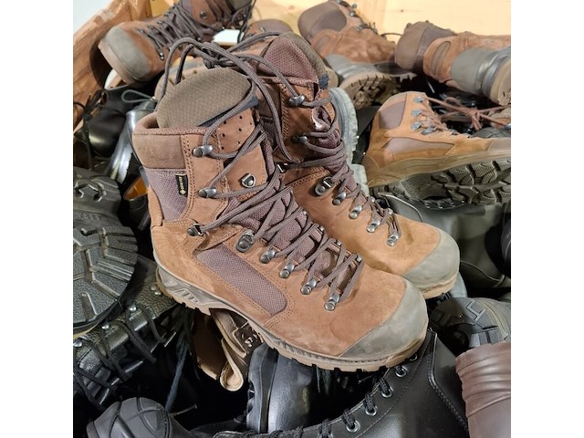 Partij diverse schoenen - afbeelding 3 van  8