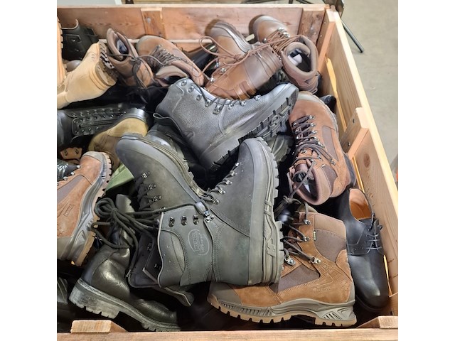 Partij diverse schoenen - afbeelding 7 van  8