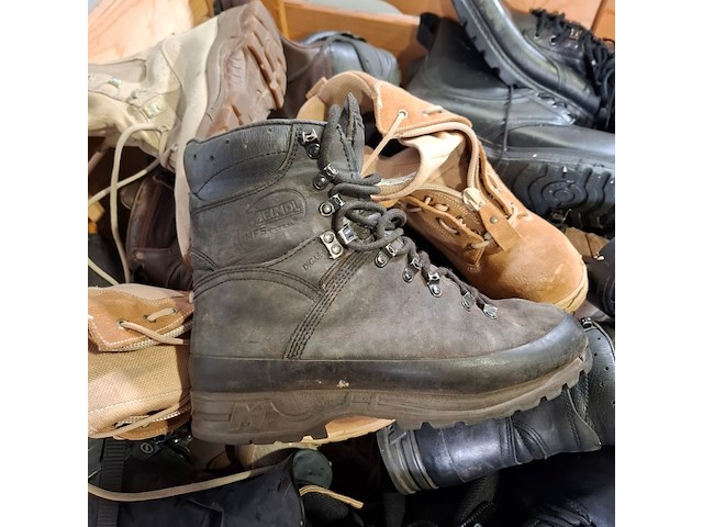 Partij diverse schoenen - afbeelding 6 van  8