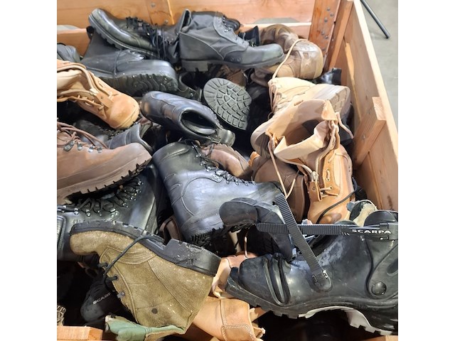 Partij diverse schoenen - afbeelding 8 van  8