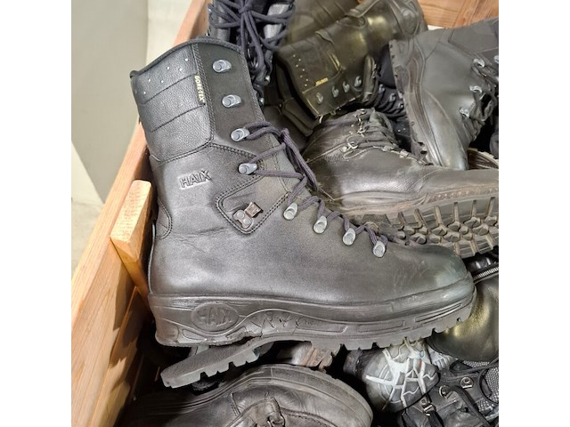 Partij diverse schoenen - afbeelding 15 van  15