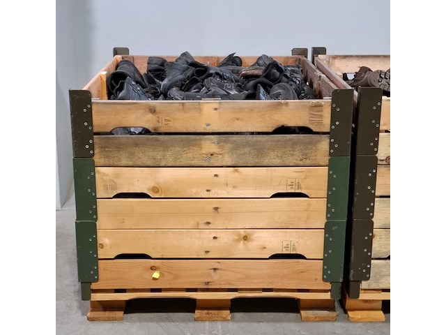 Partij diverse schoenen - afbeelding 6 van  13