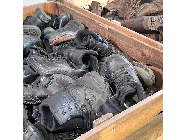 Partij diverse schoenen - afbeelding 11 van  13