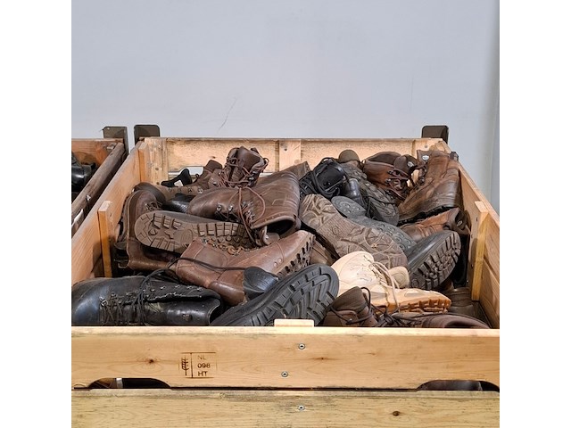 Partij diverse schoenen - afbeelding 13 van  13