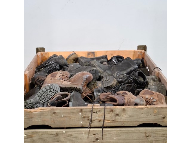 Partij diverse schoenen - afbeelding 2 van  8