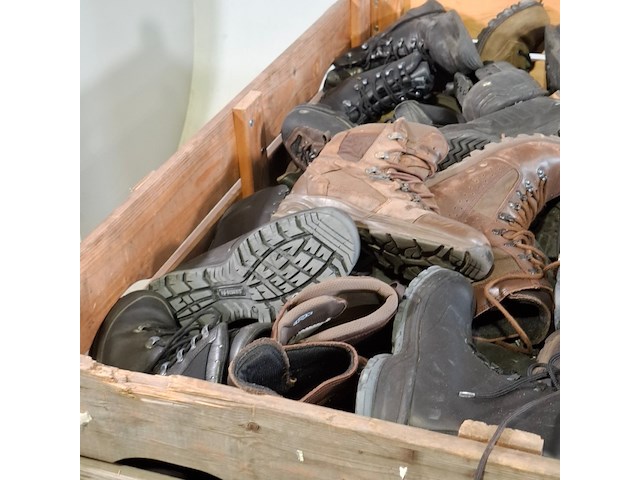 Partij diverse schoenen - afbeelding 5 van  8