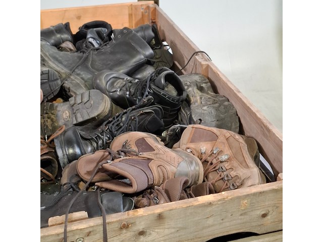 Partij diverse schoenen - afbeelding 6 van  8