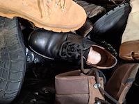 Partij diverse schoenen - afbeelding 2 van  14