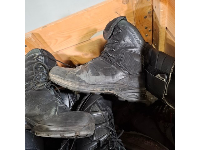 Partij diverse schoenen - afbeelding 5 van  14
