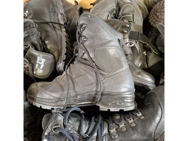 Partij diverse schoenen - afbeelding 6 van  8