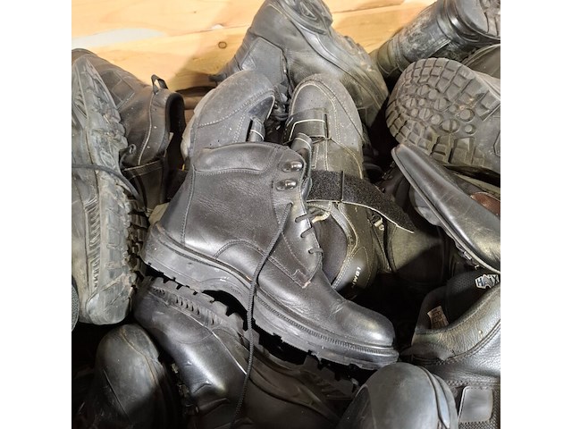 Partij diverse schoenen - afbeelding 7 van  8