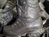 Partij diverse schoenen - afbeelding 7 van  13